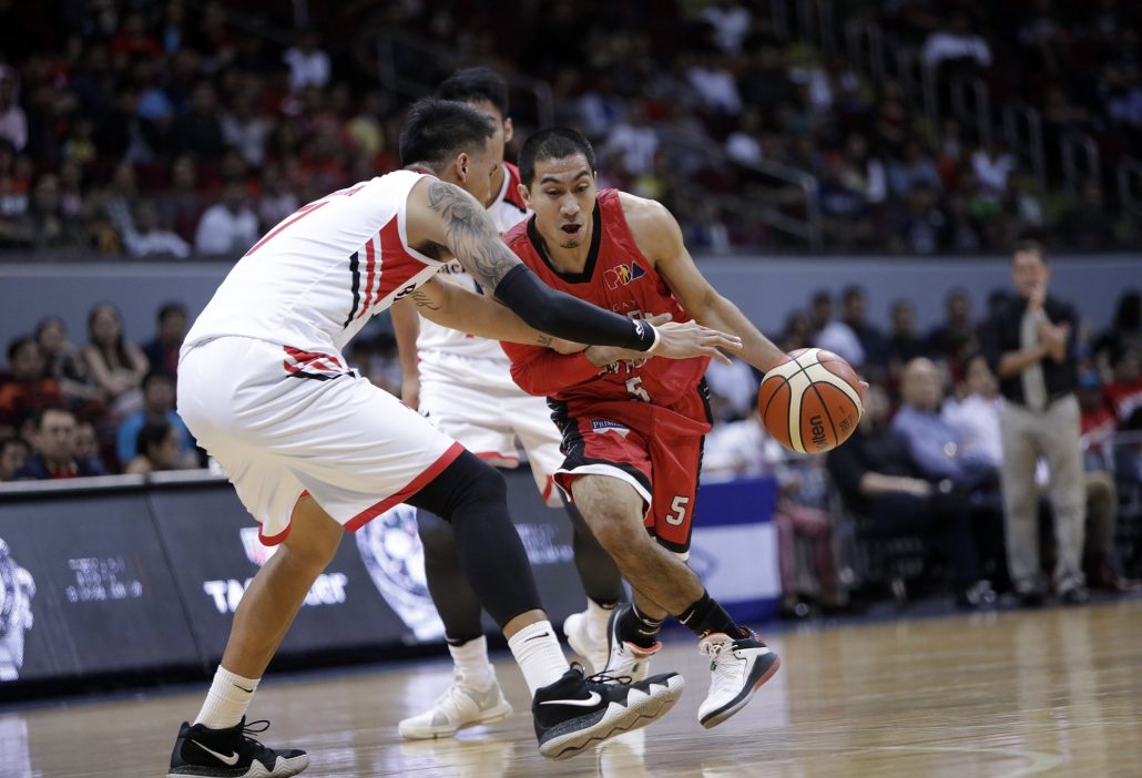 Elite downs Kings, 9477