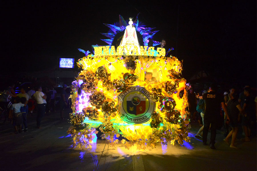 Dinagyang 2019 parade of lighted floats on Jan. 26