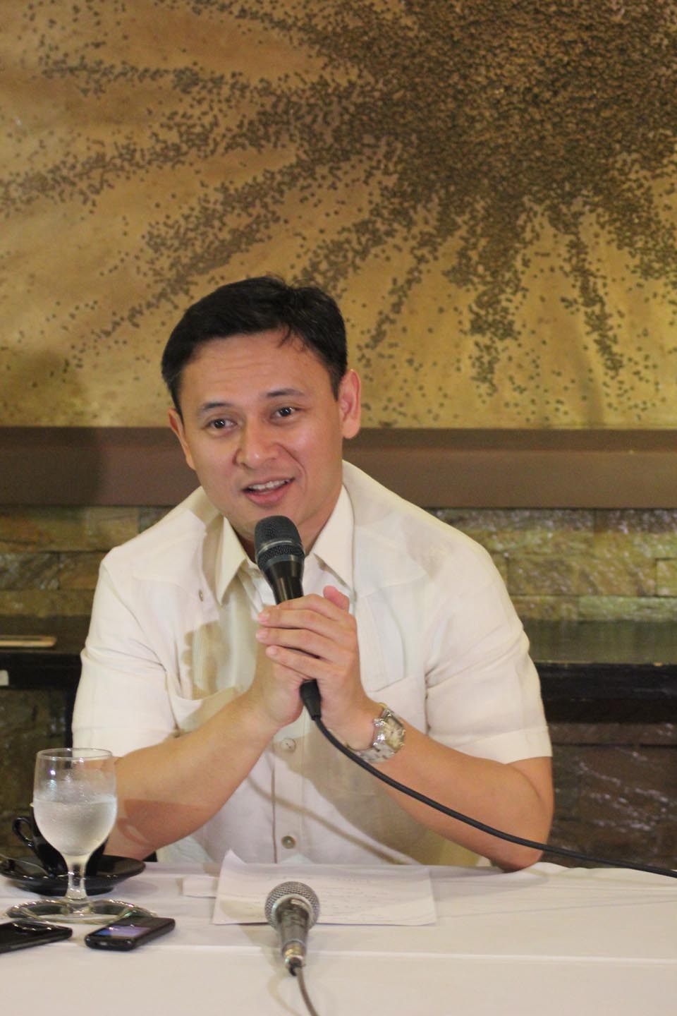 negros mae angara