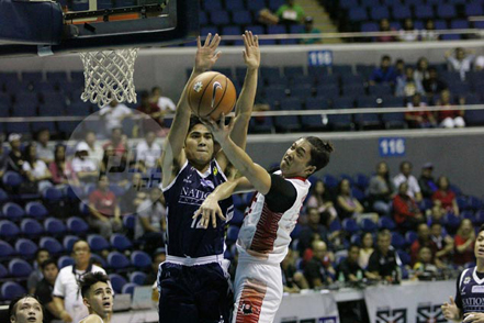 UE upsets Bulldogs in UAAP basketball