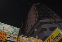 Boy, 16, loses foot in accident at bldg