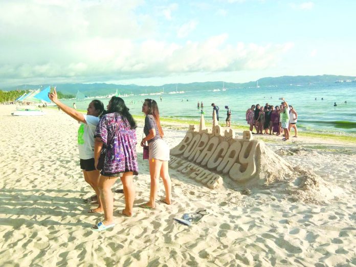 region bora commerce
