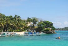 Motorboat capsizes off Cagban port