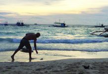 Cimatu ‘seriously considers’ plastic ban in Boracay