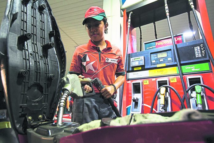General Views Of Manila Economy Ahead Of APEC Summit