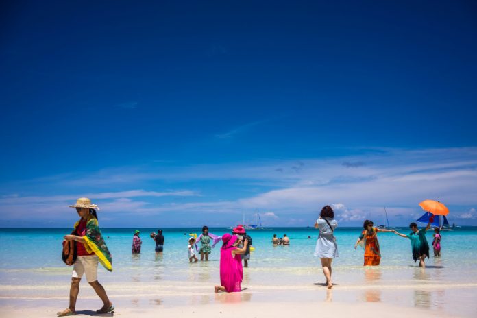 Tourist Economy As The Peso Proves Resilient To Prospect Of Fed Increase