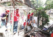 25 illegal houses along Lupit River demolished
