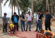 DPWH chief checks Boracay road rehab