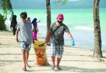 Waste still being dumped in Boracay waters – Año