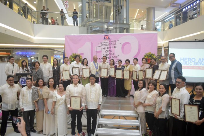 13 Public Officials and Employees Recognized By Civil Service Commission Regional Office 6.