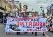 Protesters liken Du30 to Marcos