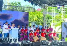 DAR: Du30 to give land title to Boracay tribe on Nov. 8