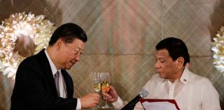 China’s President Xi Jinping and Philippine President Rodrigo Duterte toast during a State Banquet at the Malacañang in Manila on Nov. 20, 2018. REUTERS
