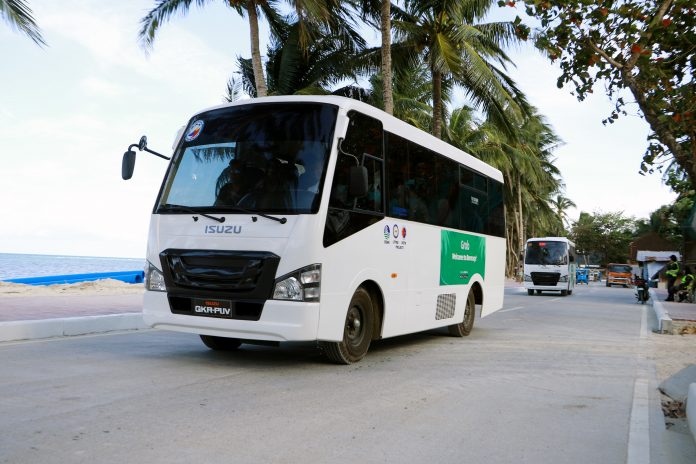 Isuzu Boracay 2