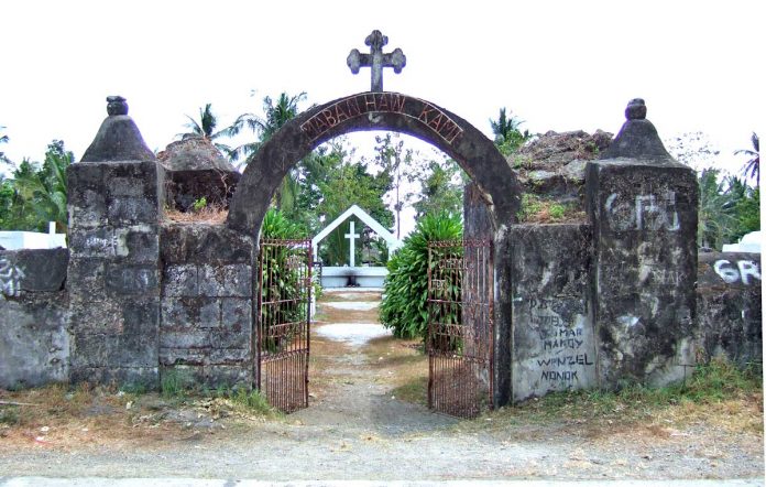 Old Anini-Y Public Cemetery