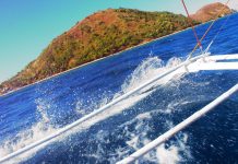 Boatmen from Mararison island get financial aid