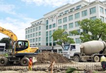 Contractor hit for slow work on capitol project