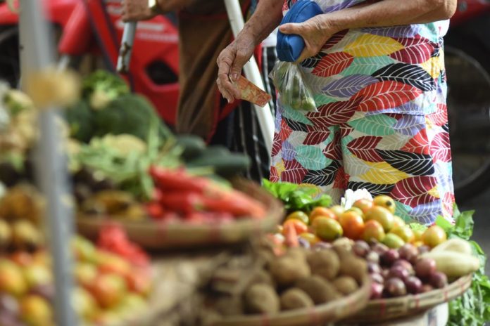 Market Change Money