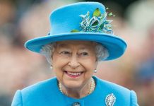 End your bickering: Queen sends a Brexit message to UK officials