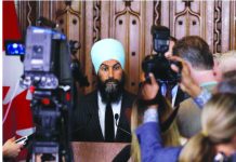 Left-leaning Canada opposition leader wins parliamentary seat