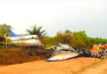 Fourteen killed in Colombia plane crash