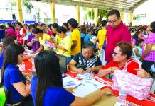Urban poor caravan brings gov’t services closer to 2,000 Aklanons