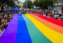Top court to make homophobia crime