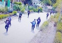 Rebels taunt policemen, Army with ‘checkpoint’