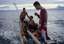 4 men nabbed for illegal fishing