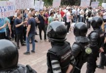 Interim chief calls for snap elections