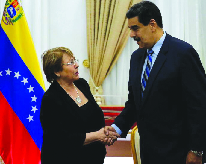 Michelle Bachelet and Nicolas Maduro