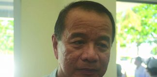 “We have 11 island barangays. All this islands have about 20,000 individuals or 4,500 families affected by the bad weather. They cannot buy food,” says Mayor Raul Banias of Concepcion, Iloilo. IAN PAUL CORDERO/PN