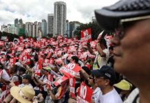 Thousands protest against extradition bill