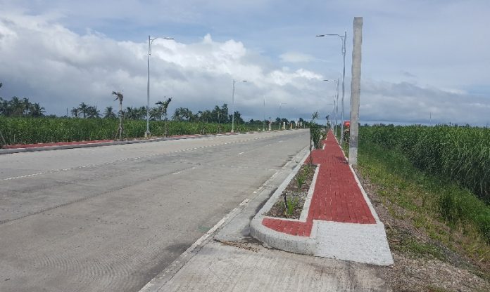 Bacolod-Silay-Airport-Access-Road-DPWH-696x416