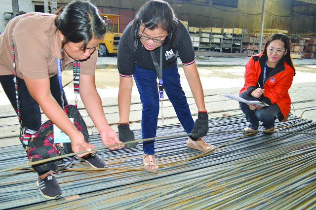 Department of Trade and Industry Steel Bars Commissioned personnel of the Department of Trade and Industry inspect these steel bars at a random hardware shop in Iloilo City on Friday, July 5. DTI REGION 6