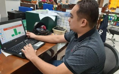 Antique Integrated Provincial Health officer Gerald Tung says they are intensifying their awareness and advocacy campaign as 185 cases have been recorded in the province from January 1986 to July 2019. He said they are proposing to establish condom stations, initially in Antique’s capital town, San Jose. PNA