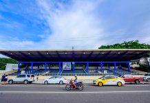 Iloilo City’s new grandstand finally gets official name Mayor Jerry Treñas names the new grandstand on Muelle Loney Street in City Proper as “Iloilo City Freedom Grandstand” on July 29. IAN PAUL CORDERO/PN