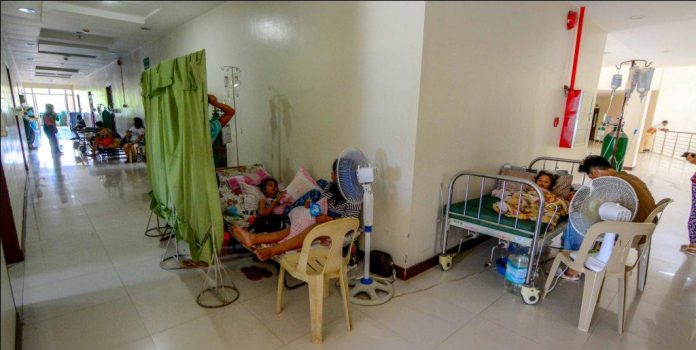 Iloilo Provincial Hospital Pototan, Iloilo Dengue SPILLOVER PATIENTS. Patients occupy the corridors of the Iloilo Provincial Hospital in Pototan, Iloilo. Gov. Arthur Defensor Jr. has sought the help of private hospitals in Iloilo City as dengue cases continue to rise. The Provincial Health Office’s latest figures: 5,435 cases with 20 deaths. IAN PAUL CORDERO/PN
