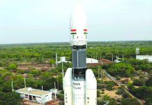 India halts space mission hour before launch The rocket weighs as much as a fully-loaded jumbo jet. BBC