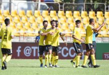 Ilonggo Jovin Bedic of Kaya Futbol Club Iloilo celebrates after scoring a goal early in the match against Ceres Negros FC. The Ilonggos, however, could not complete the win with Bienvenido Marañon scoring back-to-back hits for the Busmen.
