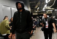 Kevin Durant enters the stadium before game five of the 2019 NBA Finals against Toronto Raptors at Scotiabank Arena in June 2019. He was playing for Golden State Warriors then. On Monday (Philippine time), Brooklyn Nets announced Durant will be playing for them, wearing a new number for the first time since entering the NBA: No. 7. USA TODAY