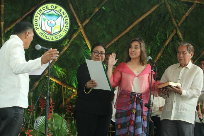 Loren Legarda Antique congresswomen Loren Legarda (second from the right) takes her oath of office before village chief Macario Bagac of Mag-aba, Pandan on Sunday, June 30. PHOTO COURTESY OF LOREN LEGARDAAntique congresswomen Loren Legarda (second from the right) takes her oath of office before village chief Macario Bagac of Mag-aba, Pandan on Sunday, June 30. PHOTO COURTESY OF LOREN LEGARDA