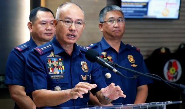 Oscar Albayalde Philippine National Police chief General Oscar Albayalde says their intelligence agency still verifies reports of at least seven foreign terrorists who were allegedly working with local terrorist groups in Western Mindanao. ABS-CBN NEWS