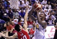 TNT KaTropa’s Terrence Jones bullies his way against Alaska Aces’ Jeron Teng. PBA PHOTO