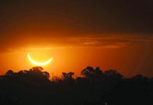 Total eclipse darkens Chile, Argentina The moon passes in front of the setting sun during a total solar eclipse in Buenos Aires, Argentina, Tuesday, July 2, 2019. A solar eclipse occurs when the moon passes between the Earth and the sun and scores a bull’s-eye by completely blocking out the sunlight. AP