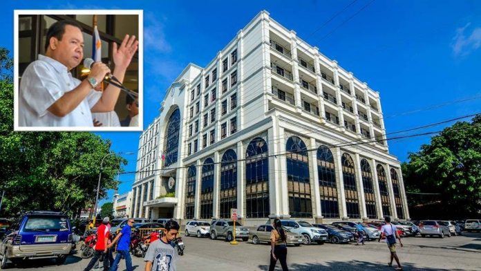 cropped-Iloilo-City-Hall-Jerry-Trenas.jpg