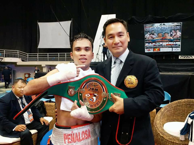 Carlo Caesar Peñalosa Carlo Caesar Peñalosa previously won the WBC Asian Boxing Council flyweight belt.