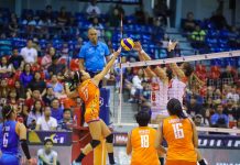 Cignal HD, F2 Logistics enter Superliga semis Ilongga Fiola Ceballos of Generika-Ayala Lifesavers tries to score over Guimarasnon Jovelyn Gonzaga of Cignal HD Spikers. PSL PHOTO