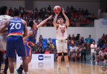 Bacolod Master Sardines loses to Caloocan in Maharlika basketball Nico Paolo Javelona of Bacolod Master Sardines pulls up for a basket as Caloocan Supremos’ Ranbill Tongco tries to defend. MPBL PHOTO