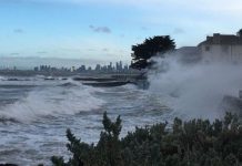 Storm batters Australia’s southern states More than 8,000 houses in South Australia lost power after thunderstorms swept through the state on Thursday. BUREAU OF METEOROLOGY VICTORIA/TWITTER